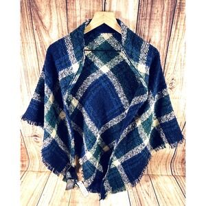 Vince Camuto NWT Women's Shawl Scarf Wrap Plaid Blue Green Beige